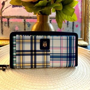 Tommy Hilfiger Nylon patchwork long wallet NWOT Plaid Madras